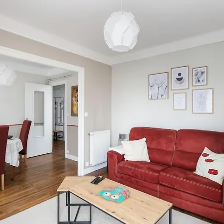 Centre-ville Et Proche Hopital Morvan/t3 Lumineux Apartment